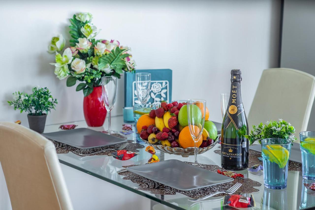 Skyhouse Riga Private Penthouse And Spa Esterno foto