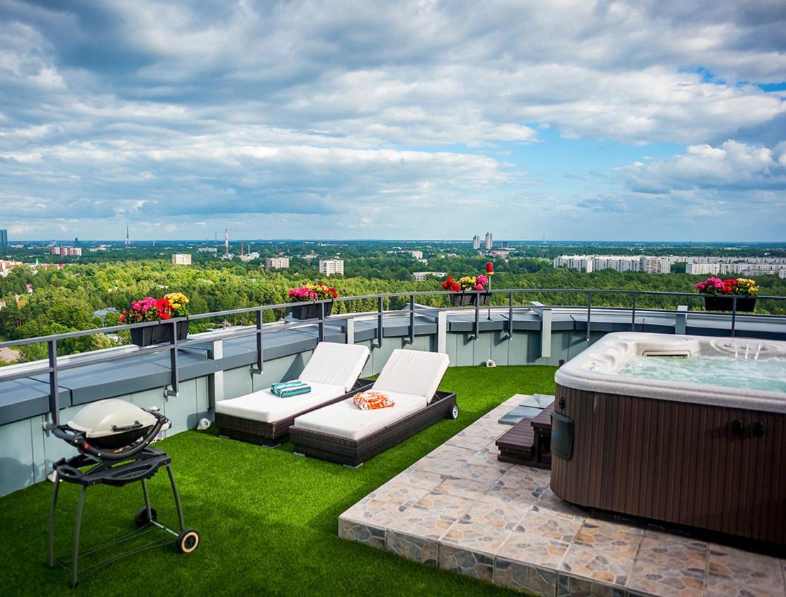 Skyhouse Riga Private Penthouse And Spa Esterno foto